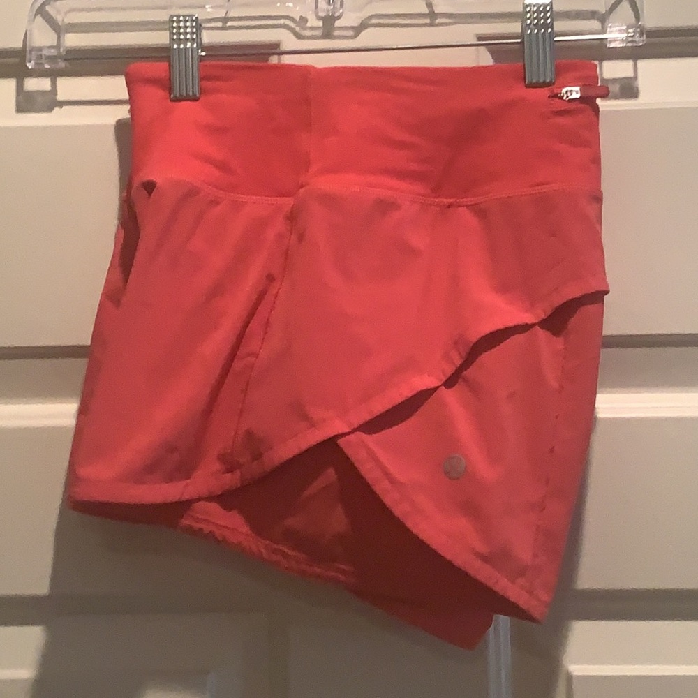 Lululemon Speed Up Short Size 2 Tall